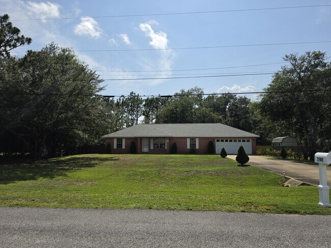 Building Photo - 2501 Elkhart Dr