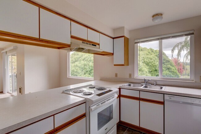 Foto del edificio - Two Bedroom Apartment in Coupeville