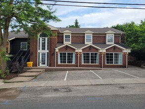 Building Photo - 5 Spring St Building Photo - 5 Spring St