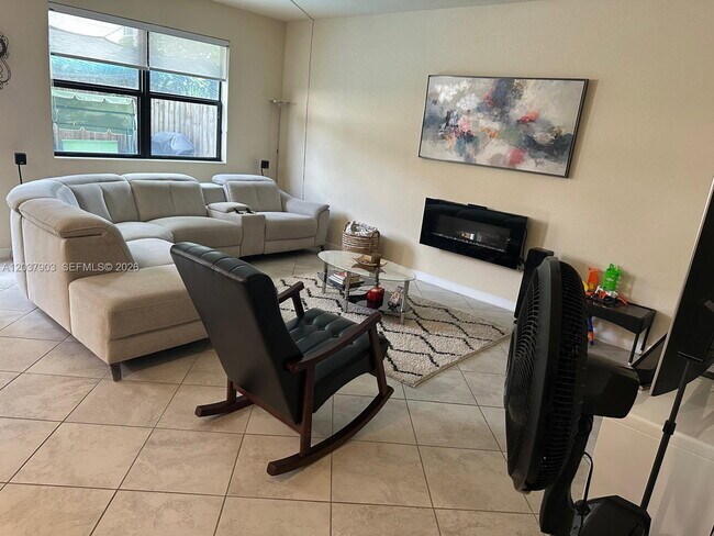 Foto del edificio - 11770 SW 242nd Terrace
