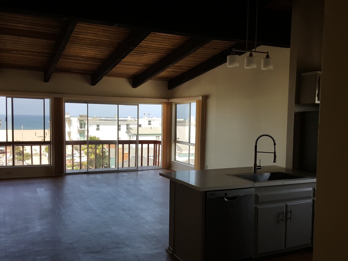 Kitchen & Living Room - 296 Hermosa Ave