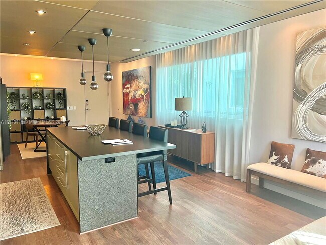 Foto del edificio - 1700 Meridian Ave