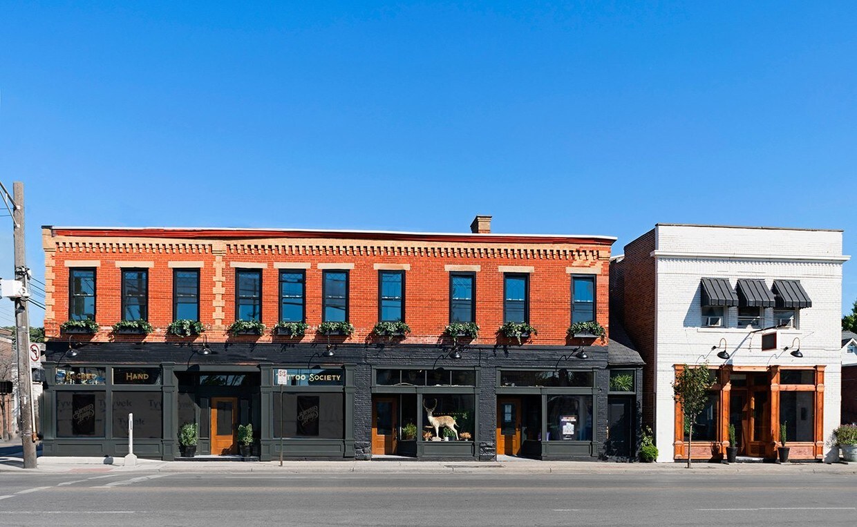 Primary Photo - 1324 1/2 Parsons Ave