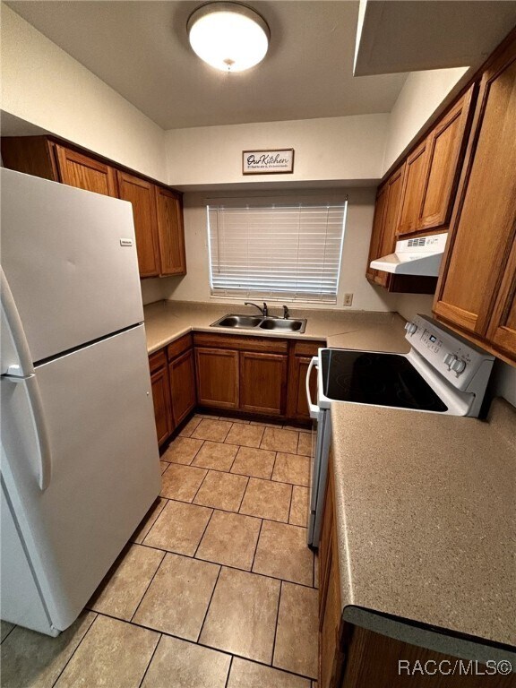 Foto del edificio - 728 Greenleaf Ave