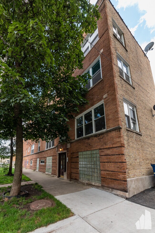 2307 W Haddon Ave Unit C, Chicago, IL 60622 2307 W Haddon Ave Chicago