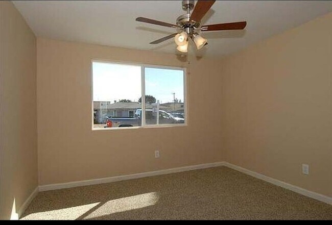 Foto del edificio - 6362 Newsome Dr