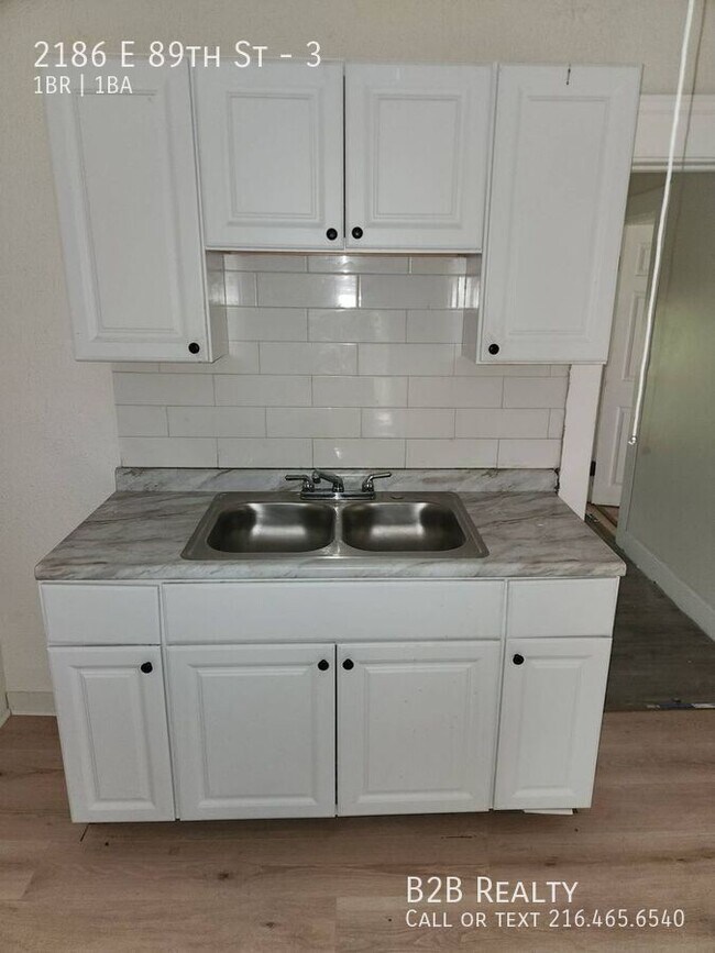 Foto del edificio - 2186 E 89th St