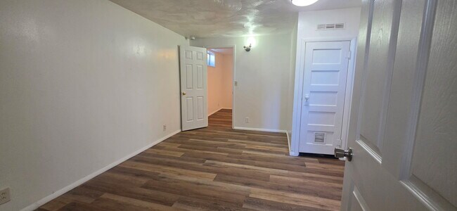 Foto del edificio - 3010 Ammon Road
