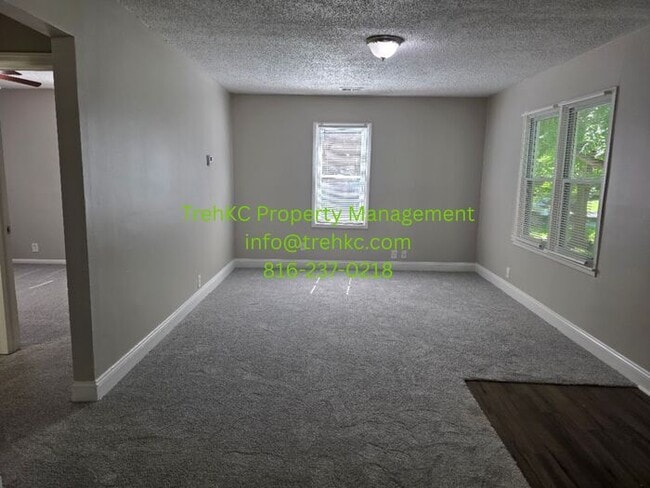 Building Photo - 6338 Longwood Ct
