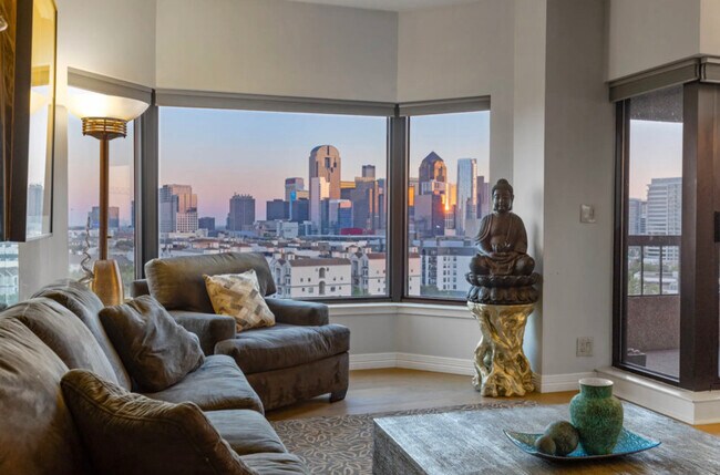 Foto del edificio - 3030 McKinney Ave