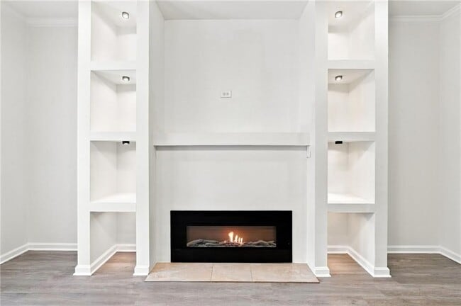 Building Photo - 1465 Liberty Pkwy NW