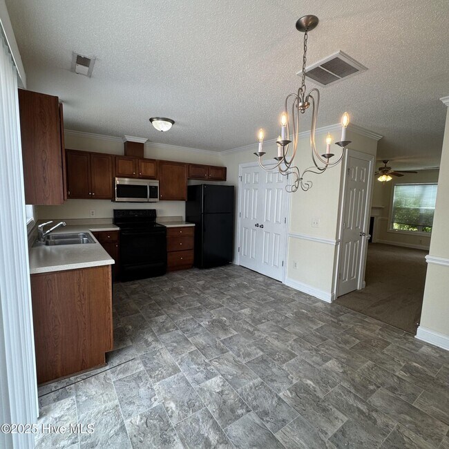 Foto del edificio - 4230 Dudleys Grant Dr