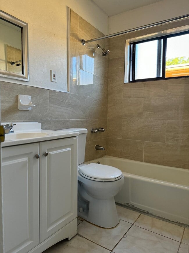 Photo - 1232 NE 136th Terrace House