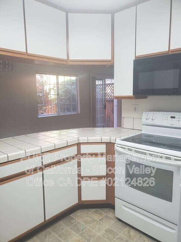 Foto del edificio - 276 N 7th St