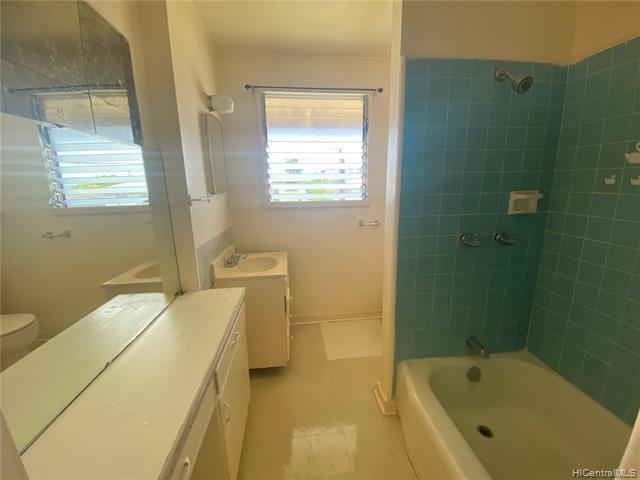 Foto del edificio - 94-965-965 Awanei St