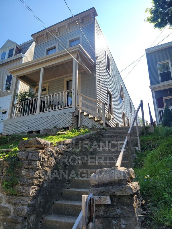 Building Photo - 538 Grand Ave