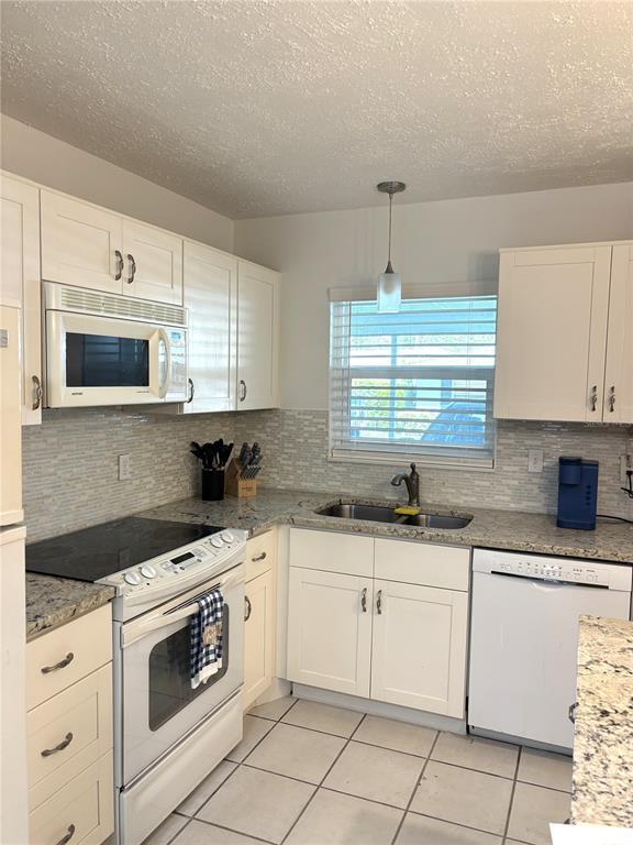 Foto del edificio - 2115 9th Ave W