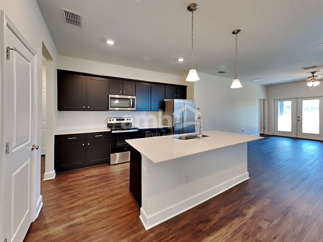Building Photo - 2105 Saffron Walden Dr