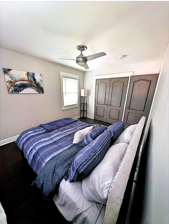 Building Photo - The Bouldercliff | Stylish & Convenient Atlanta Room: All-Inclusive Living!