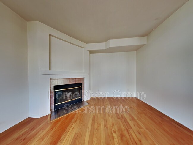 Foto del edificio - 334 Coventry Cir