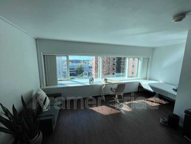 Photo - 555 E William St Apartment