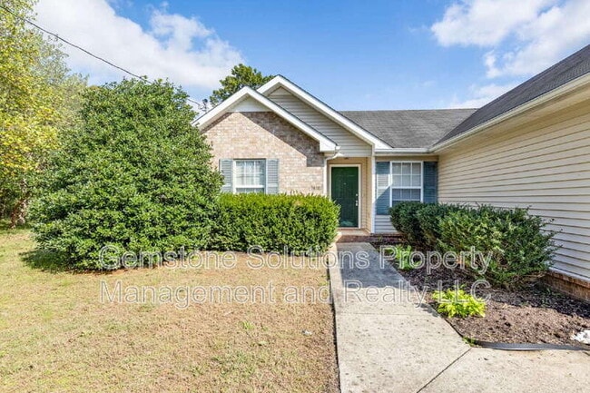 Building Photo - 1418 Owasa Trail