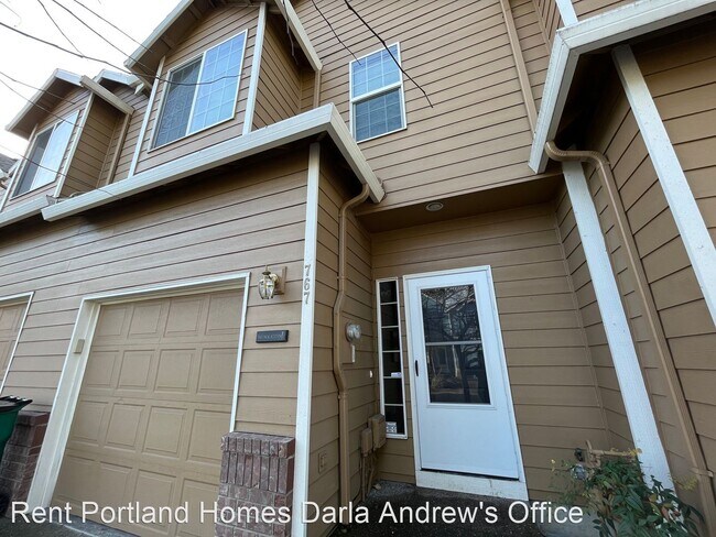 Building Photo - 3 br, 2.5 bath House - 767 SW 198th Pl