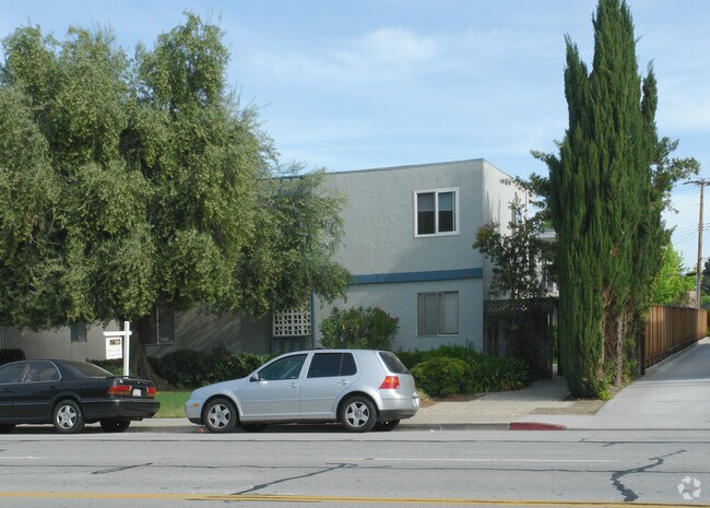 Foto del edificio - 2327 Pruneridge Ave