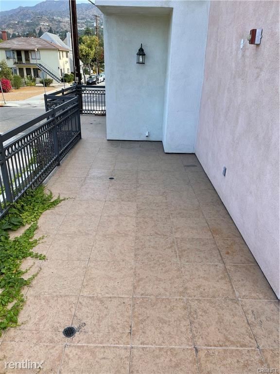 Foto del edificio - 2 br, 2 bath Condo - 1159 Melrose Ave Apt 101