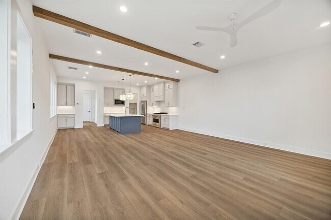 Foto del edificio - 1203 E 27th St