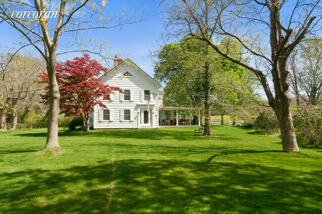 Foto del edificio - 2 Springs Fireplace Rd