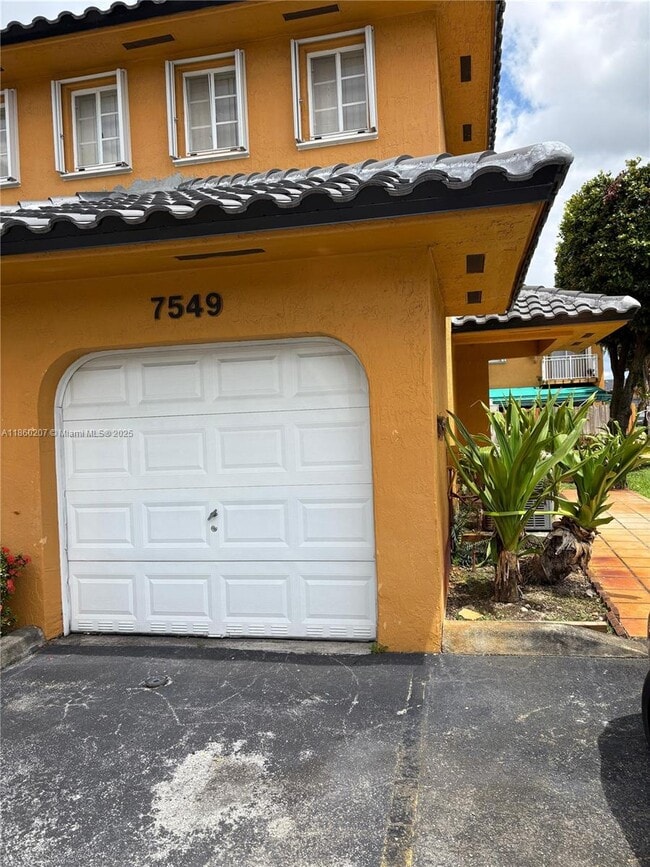 Building Photo - 7549 NW 175th St