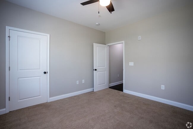 Interior Photo - McDowell Creek Court