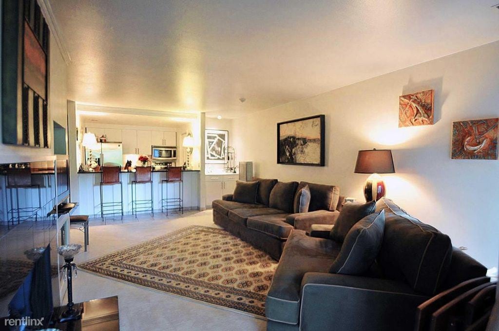 Primary Photo - 1 br, 1 bath Condo - 1219 N Jackson St