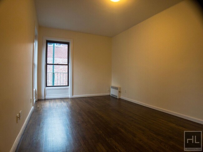 Building Photo - WEST 73 STREET