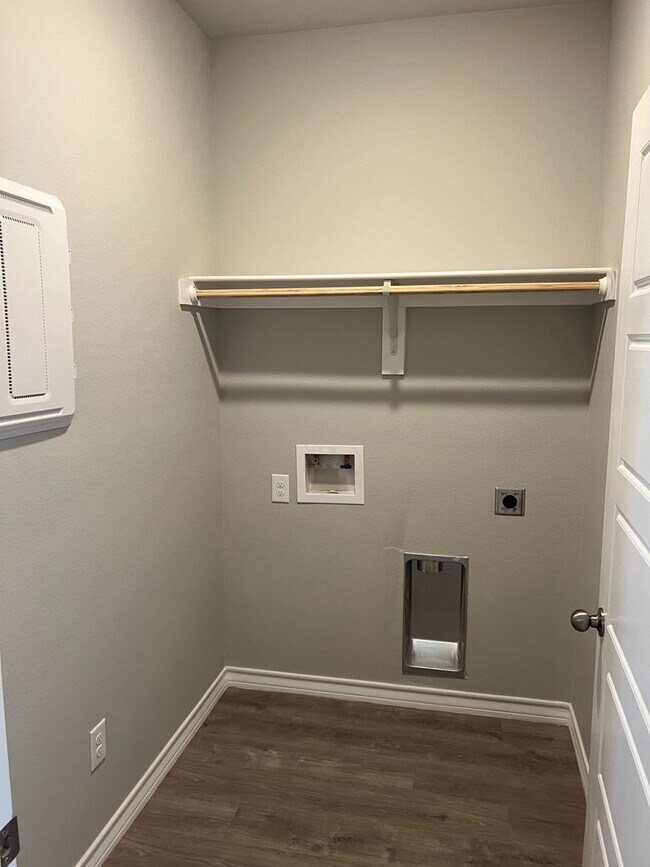 Foto del edificio - 3 Bedroom 2 bath New Construction Home is ...