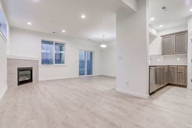 Building Photo - Modern Living in the Heart of Ridgefield: Quartz Finishes & Open-Concept Charm