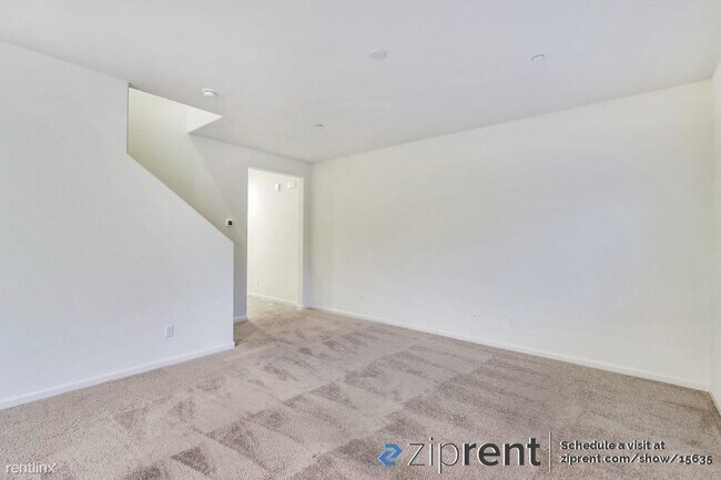 Building Photo - 4 br, 2.5 bath House - 8213 Rick Chapman W...