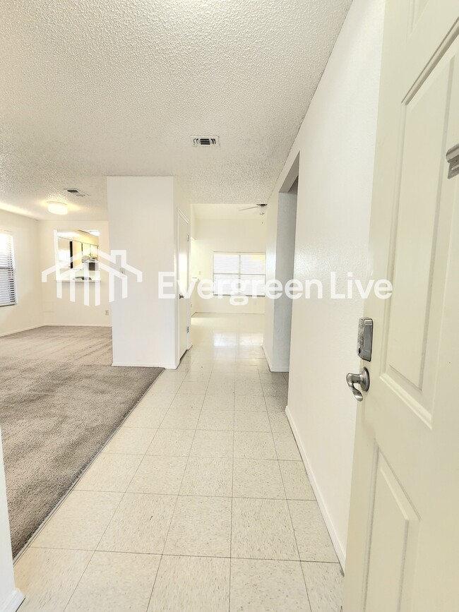 Building Photo - 1303 San Felipe Ct