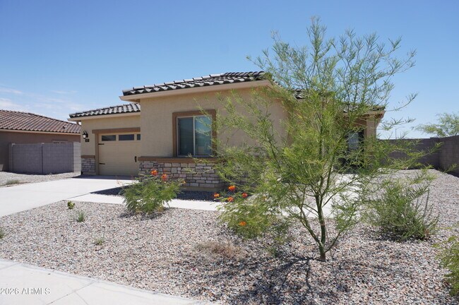 Building Photo - 675 N Crowned Dove Trail