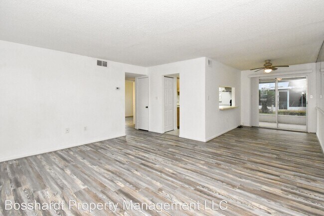Building Photo - 2 br, 1 bath House - 1532 # E SE 25th St