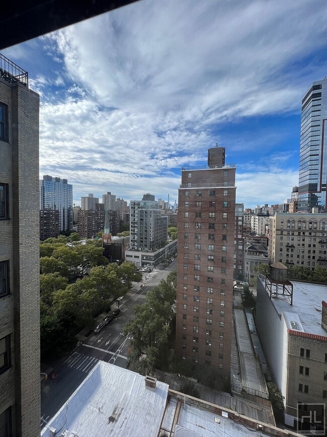 Foto del edificio - AMSTERDAM AVENUE