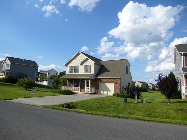 Building Photo - 14760 Justice Crossing