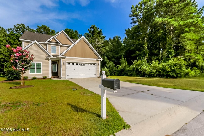 Building Photo - 1202 Woods Ct