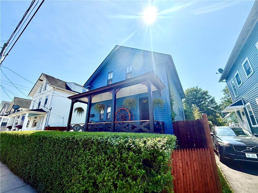 Primary Photo - 26 Hall Ave