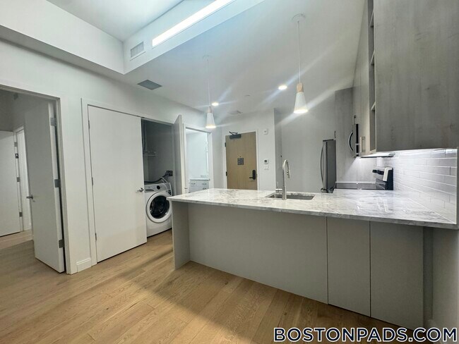 Foto del edificio - 55 Brighton Ave