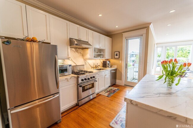 Building Photo - 536 Funston Ave