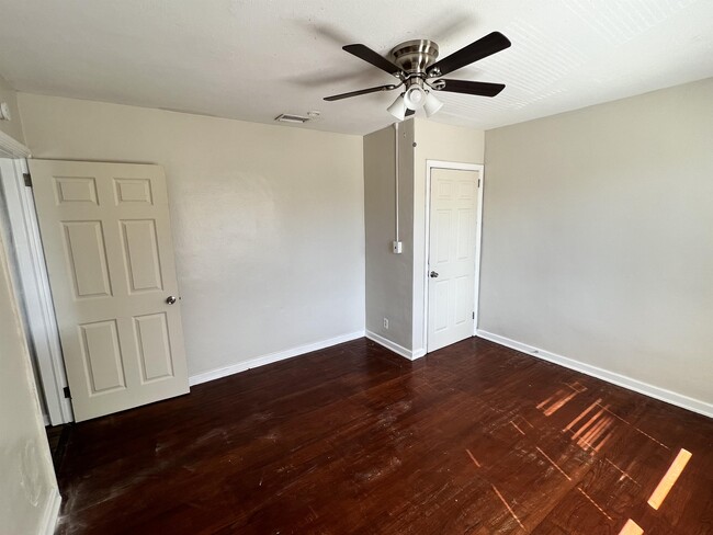 852 St Clair St Unit 4, Jacksonville, FL 32254 - Room for Rent in ...