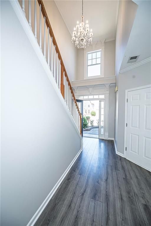 Foto del edificio - 5955 Weddington Dr