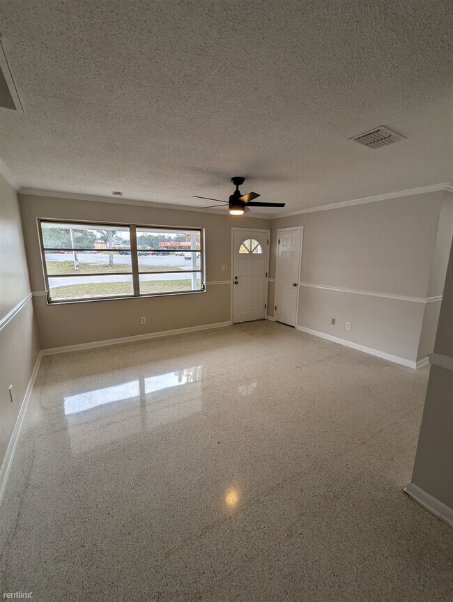 Building Photo - 2 br, 1 bath House - 1580 Andover Drive House